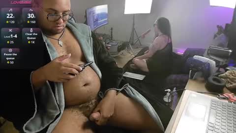 Smoothj2011 online show from September 18, 2025, 8:27 am