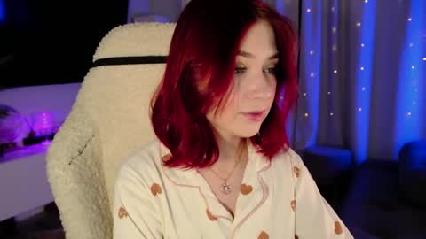 Snapshot of smthwrong chatting on February 4, 2026, 11:31 pm smthwrong online show from February 4, 2026, 11:31 pm