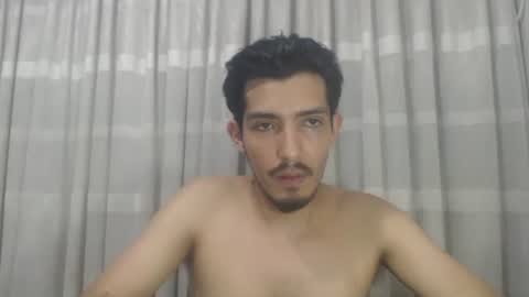 Snapshot of snackontime19 chatting on December 11, 2024, 5:43 am snackontime19 online show from December 11, 2024, 5:43 am