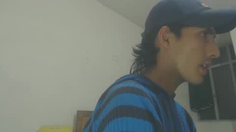 Snapshot of snackontime19 chatting on September 28, 2025, 4:18 am snackontime19 online show from September 28, 2025, 4:18 am