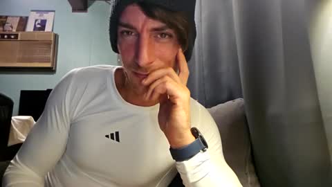 Snapshot of snackyyyy chatting on February 16, 2026, 2:51 am Snackyyyy online show from February 16, 2026, 2:51 am