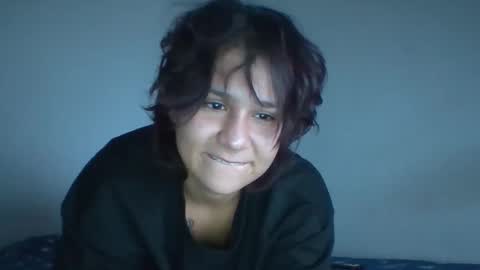 Snapshot of snakedoll_ chatting on October 24, 2025, 9:33 pm snakedoll_ online show from October 24, 2025, 9:33 pm