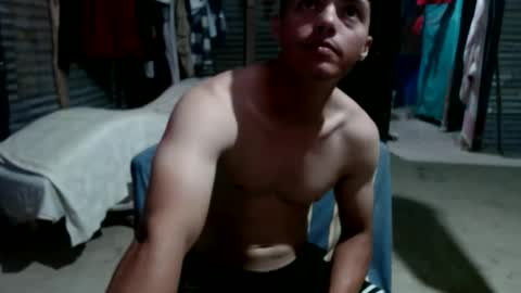 snakeguy08 online show from February 17, 2026, 2:19 am