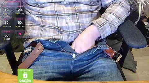 Sneakybill online show from February 28, 2025, 10:39 pm