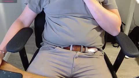 Sneakybill online show from March 9, 2026, 9:30 pm