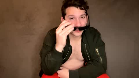 Snapshot of snoochiepoochies chatting on February 13, 2025, 4:22 am Will Rex online show from February 13, 2025, 4:22 am