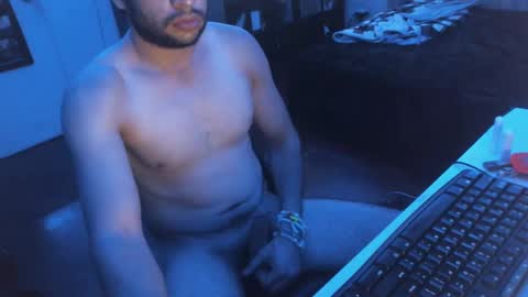 snow92jake online show from September 18, 2025, 7:10 am