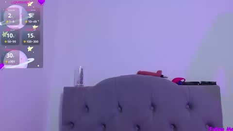 IG     OF red moonn online show from December 24, 2024, 7:33 pm