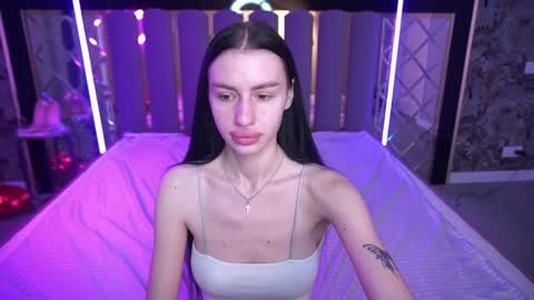 snow_whiteeex online show from April 9, 2026, 6:30 am