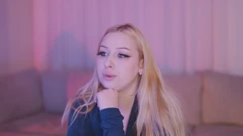 Snowy Bubbles online show from January 13, 2026, 3:28 pm