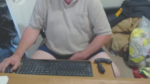 snwplwdrvr online show from October 8, 2025, 7:55 pm