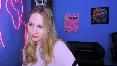 Snapshot of so_hot_rosalie chatting on April 6, 2026, 3:13 pm so_hot_rosalie online show from April 6, 2026, 3:13 pm