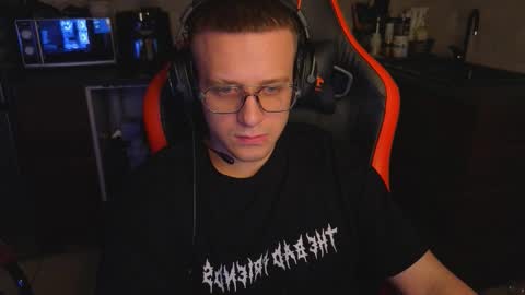 kluvr4 online show from February 24, 2026, 11:47 pm