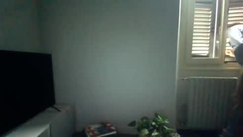 Snapshot of sobigfromitaly chatting on April 18, 2026, 9:35 am sobigfromitaly online show from April 18, 2026, 9:35 am