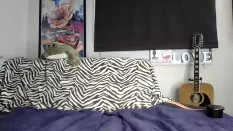 MicroAngelo online show from November 1, 2025, 8:27 am