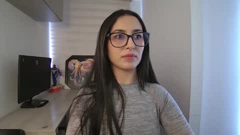 Snapshot of soffi_rousel_ chatting on April 20, 2026, 5:26 pm soffi_rousel_ online show from April 20, 2026, 5:26 pm