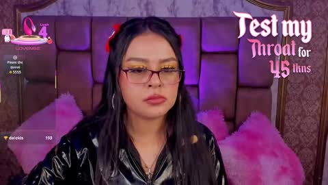 Snapshot of soffiqueen chatting on September 24, 2025, 1:09 am Schedule 1400 - 2100 gtm-5 online show from September 24, 2025, 1:09 am