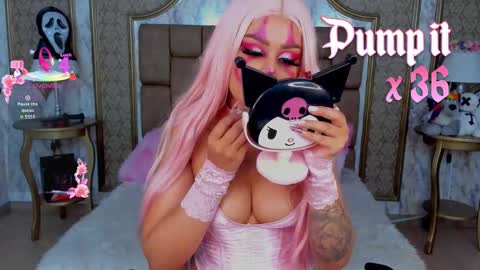 Snapshot of soffiqueen chatting on October 28, 2025, 4:42 pm Schedule 1400 - 2100 gtm-5 online show from October 28, 2025, 4:42 pm