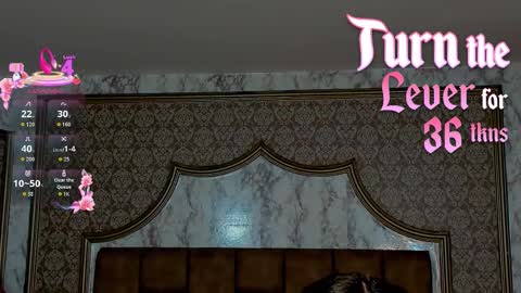 Snapshot of soffiqueen chatting on December 4, 2025, 12:47 pm Schedule 1400 - 2100 gtm-5 online show from December 4, 2025, 12:47 pm