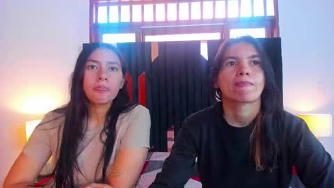 soffy and mia online show from October 11, 2025, 12:47 pm