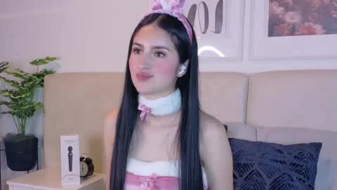 Snapshot of soffy_hilltom chatting on February 28, 2026, 11:44 am Soffy online show from February 28, 2026, 11:44 am