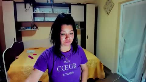 Snapshot of soffy_skye chatting on May 18, 2026, 5:02 am Soffy online show from May 18, 2026, 5:02 am