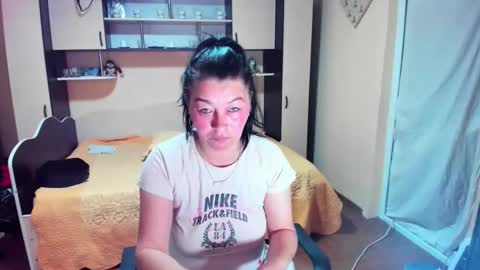 Snapshot of soffy_skye chatting on May 20, 2026, 5:13 am Soffy online show from May 20, 2026, 5:13 am