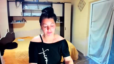 Snapshot of soffy_skye chatting on May 25, 2026, 4:51 am Soffy online show from May 25, 2026, 4:51 am