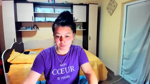 Snapshot of soffy_skye chatting on May 27, 2026, 5:04 am Soffy online show from May 27, 2026, 5:04 am