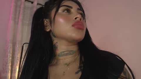 Snapshot of sofhia_cruz chatting on April 19, 2026, 8:33 pm sofhia cruz online show from April 19, 2026, 8:33 pm