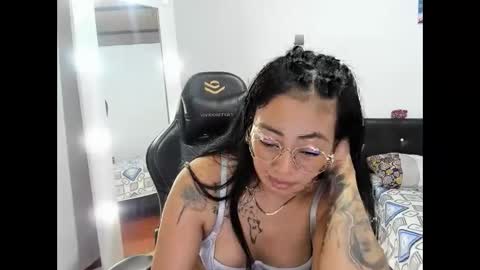 Evainked online show from December 30, 2024, 3:47 am