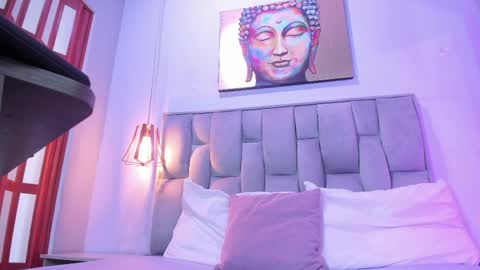 sofi_arang0 online show from April 27, 2026, 7:12 pm