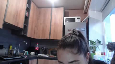 Sofi online show from January 11, 2025, 1:32 pm