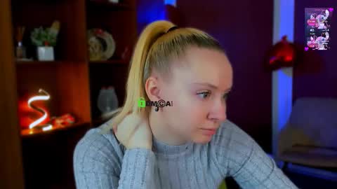 Snapshot of sofi_lonely chatting on February 12, 2026, 12:22 pm sofi_lonely online show from February 12, 2026, 12:22 pm