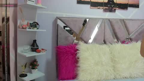 Sofi Noa online show from March 12, 2025, 11:20 am