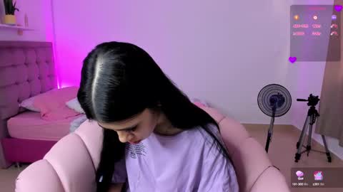 Snapshot of sofi_perezz chatting on February 4, 2025, 10:24 pm sofi online show from February 4, 2025, 10:24 pm