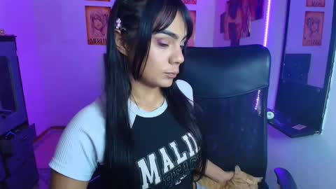 Sofia online show from April 13, 2026, 1:00 am