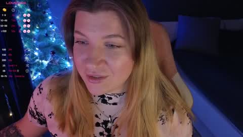Snapshot of sofia__fairy chatting on December 10, 2024, 8:51 am Sofia Lush is active PVT is open Welcome to the world of pleasure online show from December 10, 2024, 8:51 am
