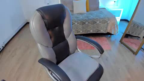 Snapshot of sofia_collen_ chatting on October 22, 2025, 8:08 pm sofia_collen_ online show from October 22, 2025, 8:08 pm