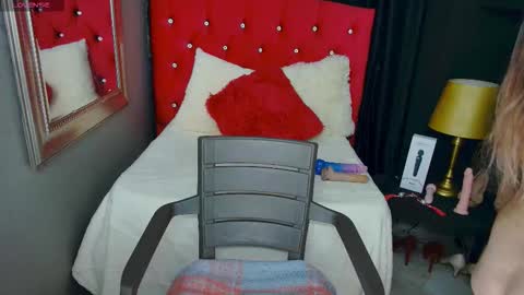 Snapshot of sofia_delrio chatting on November 8, 2025, 11:32 am Miss Sofi online show from November 8, 2025, 11:32 am