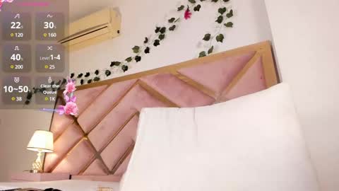 Snapshot of sofia_diiaz_ chatting on January 31, 2025, 12:06 am online show from January 31, 2025, 12:06 am