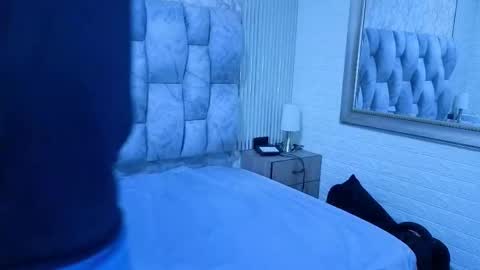 sofia gutierrez   online show from November 12, 2025, 10:52 pm