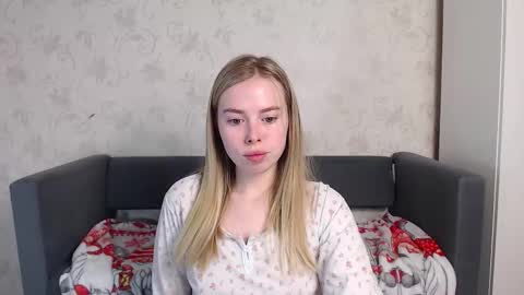 Sofia here online show from February 1, 2026, 11:58 pm
