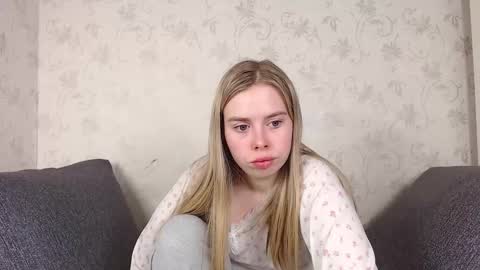 Sofia here online show from March 23, 2026, 12:14 am