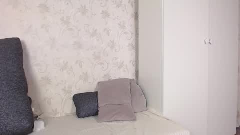 Sofia here online show from May 18, 2026, 4:07 am