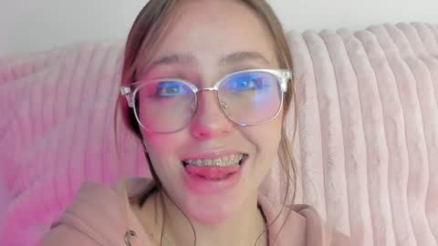     online show from February 9, 2025, 4:04 am