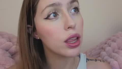     online show from September 18, 2025, 3:52 am