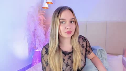 Snapshot of sofia_pamela chatting on January 14, 2025, 10:12 pm SOFIA PAMELA online show from January 14, 2025, 10:12 pm