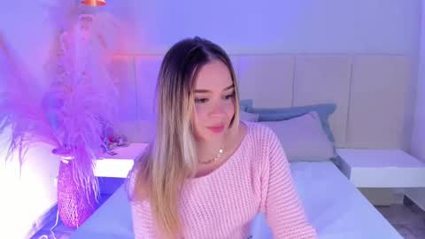 Snapshot of sofia_pamela chatting on March 7, 2025, 7:16 pm SOFIA PAMELA online show from March 7, 2025, 7:16 pm