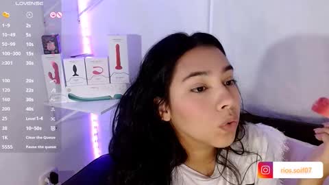 Snapshot of sofia_rios07 chatting on January 10, 2026, 9:44 am IG online show from January 10, 2026, 9:44 am